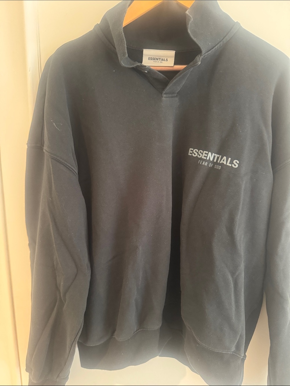 Essentials Fear of God Black Pullover Sweatshirt with Chest Logo